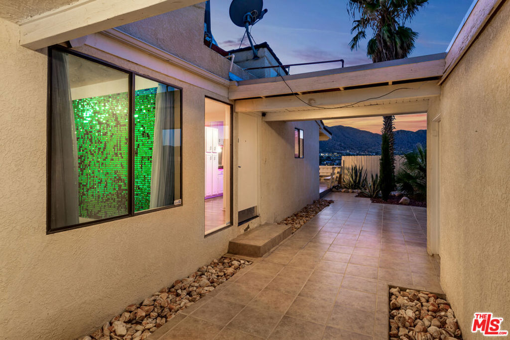 7731 Arrowhead Drive