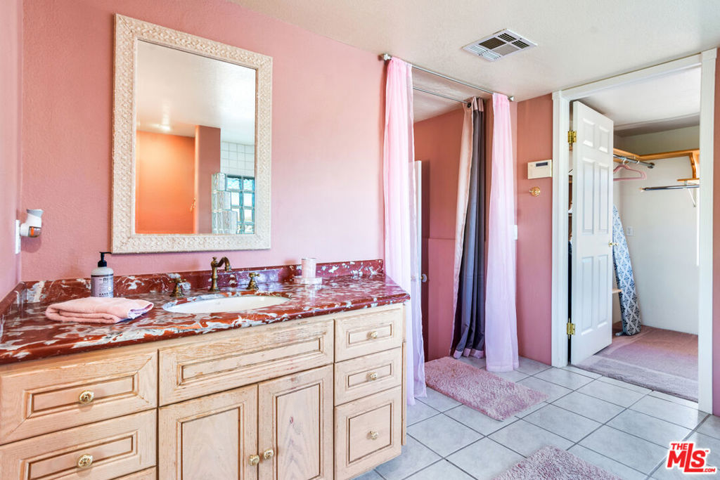 7731 Arrowhead Drive