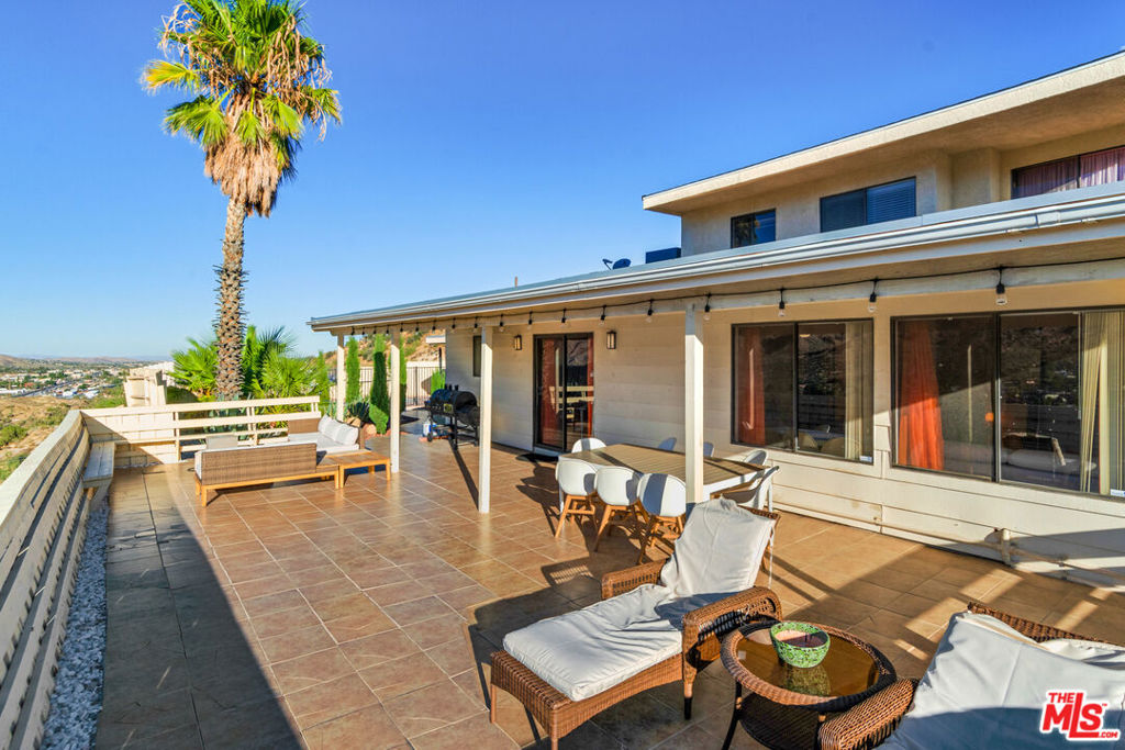 7731 Arrowhead Drive