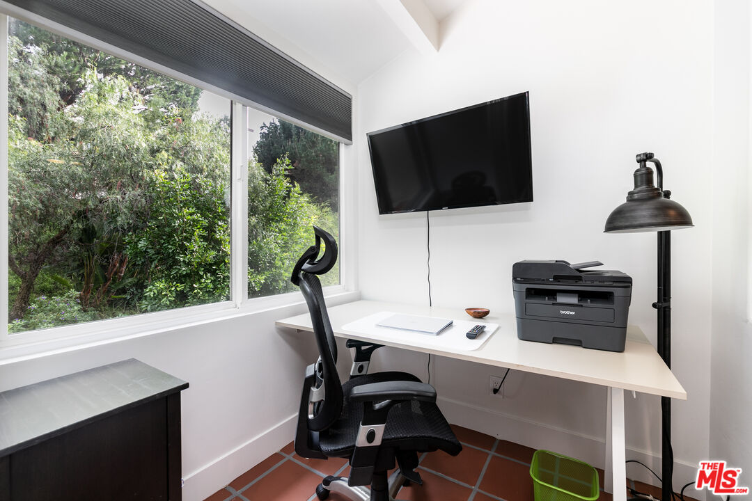 17145 Palisades Cir Unit: 90