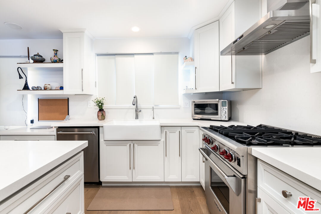 17145 Palisades Cir Unit: 90