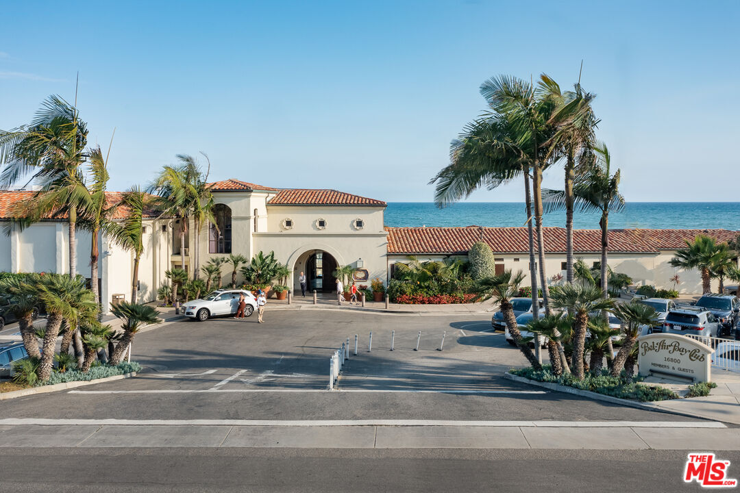 17145 Palisades Cir Unit: 90