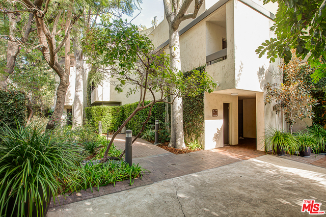 11687 Bellagio Rd Unit: #4