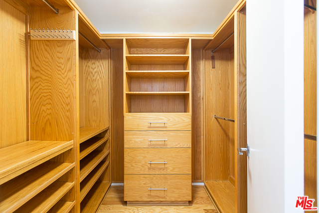 11687 Bellagio Rd Unit: #4