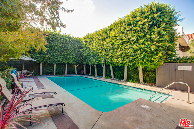 11687 Bellagio Rd Unit: #4