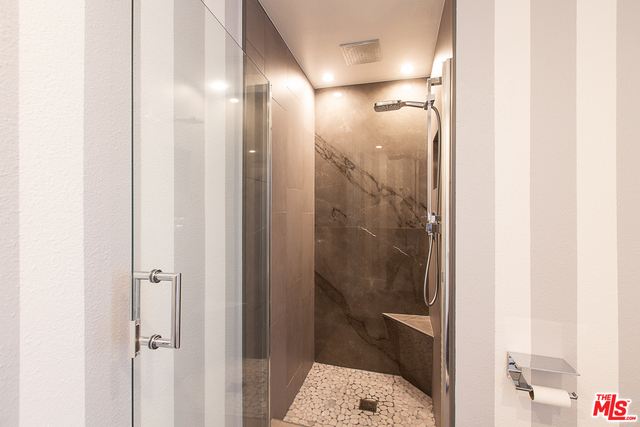 11687 Bellagio Rd Unit: #4