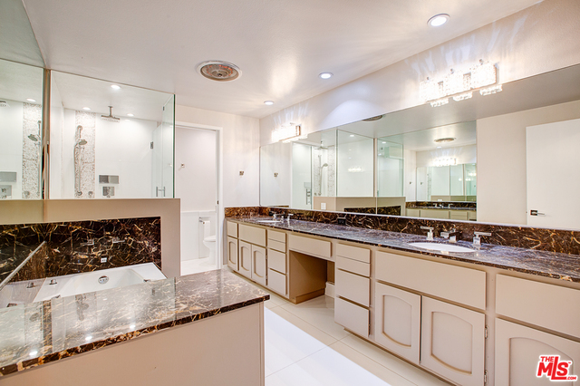 11687 Bellagio Rd Unit: #4