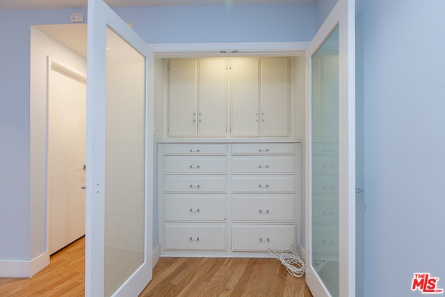 11687 Bellagio Rd Unit: #4