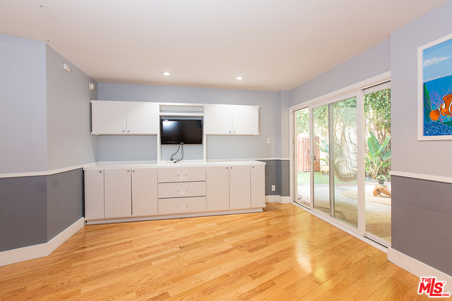 11687 Bellagio Rd Unit: #4