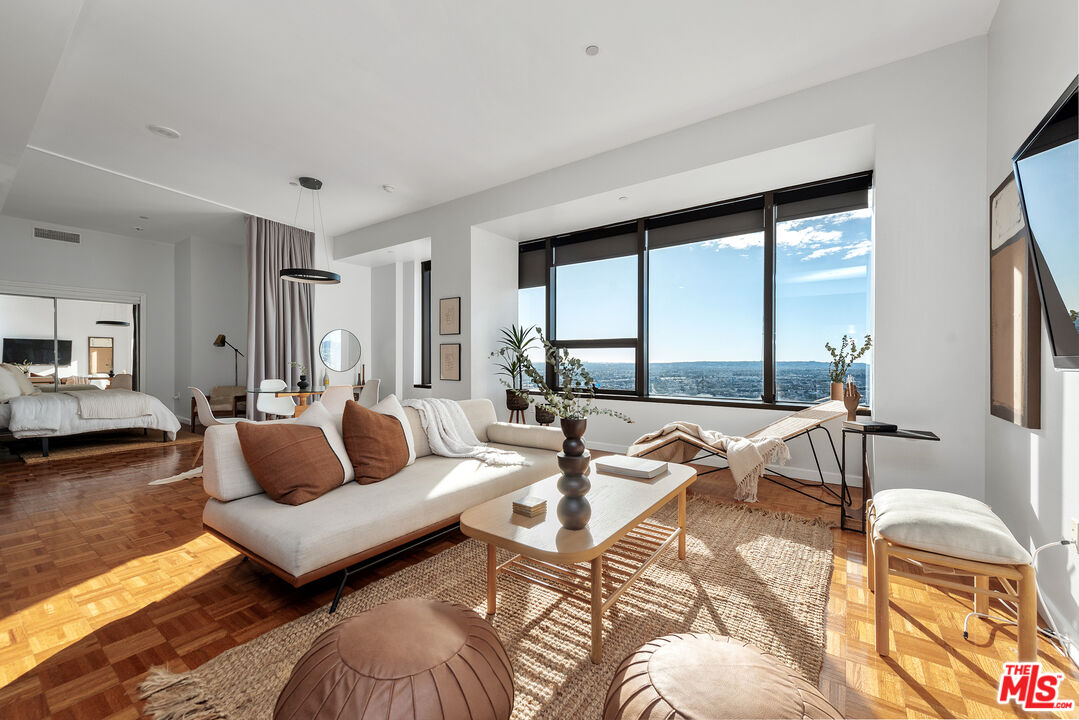 1100 Wilshire Blvd Unit: 2101