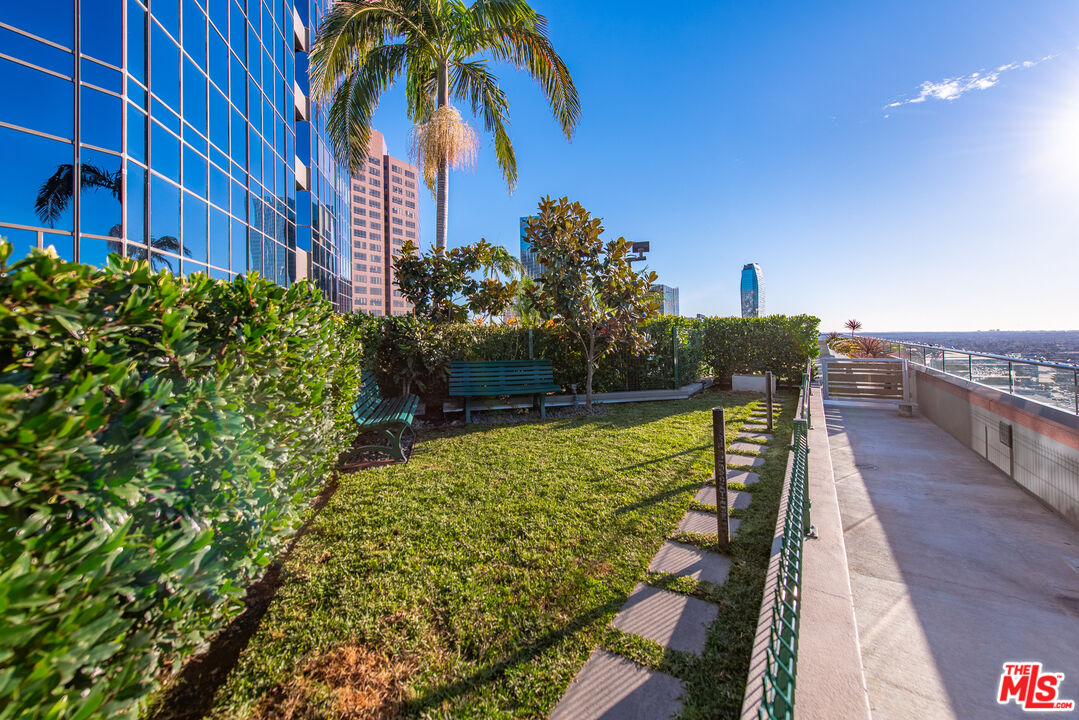 1100 Wilshire Blvd Unit: 2101