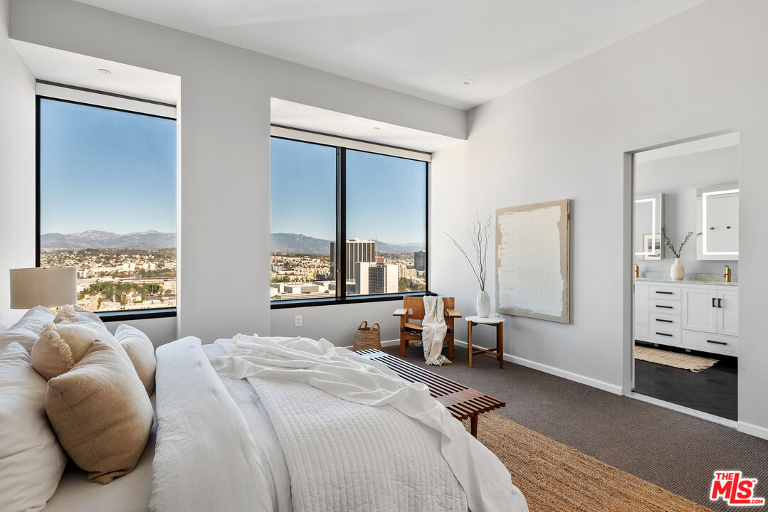 1100 Wilshire Blvd Unit: 2102