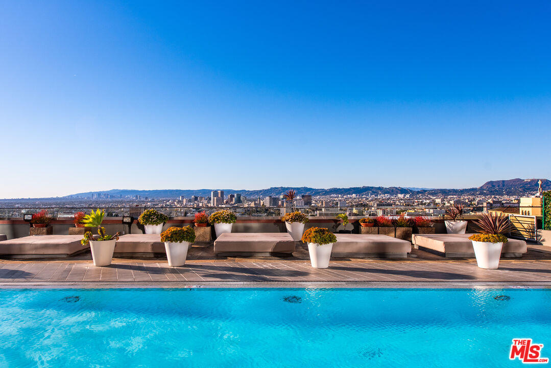 1100 Wilshire Blvd Unit: 2102