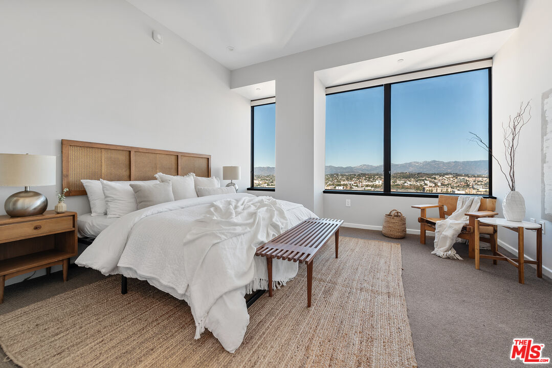 1100 Wilshire Blvd Unit: 2102