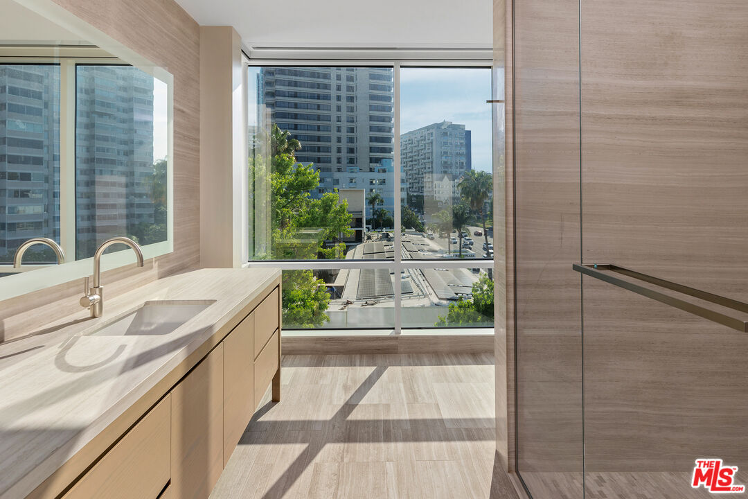 1200 Club View Dr Unit: 6N