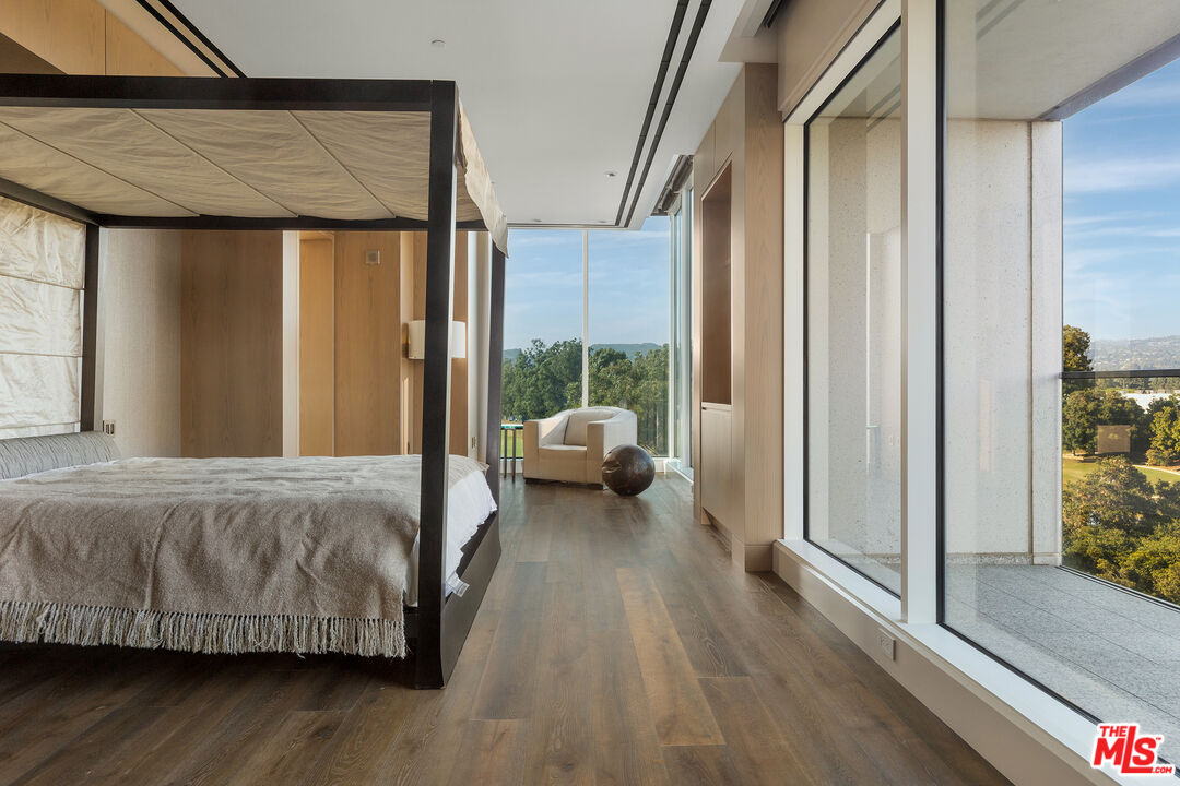 1200 Club View Dr Unit: 6N