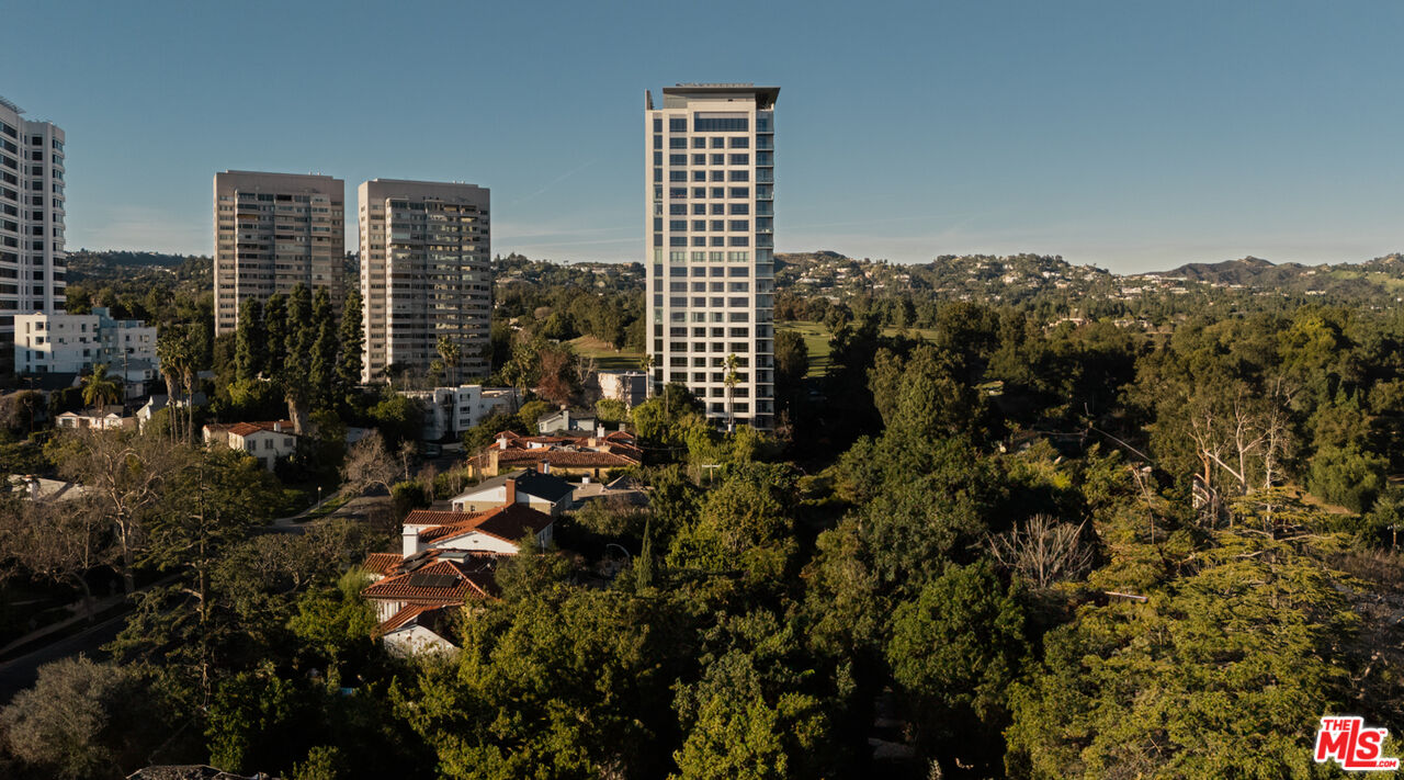 1200 Club View Dr Unit: 22