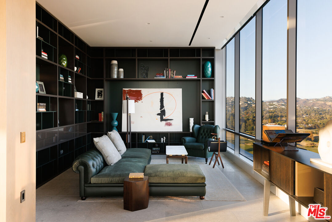 1200 Club View Dr Unit: 22