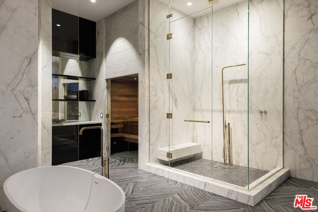 1200 Club View Dr Unit: 22