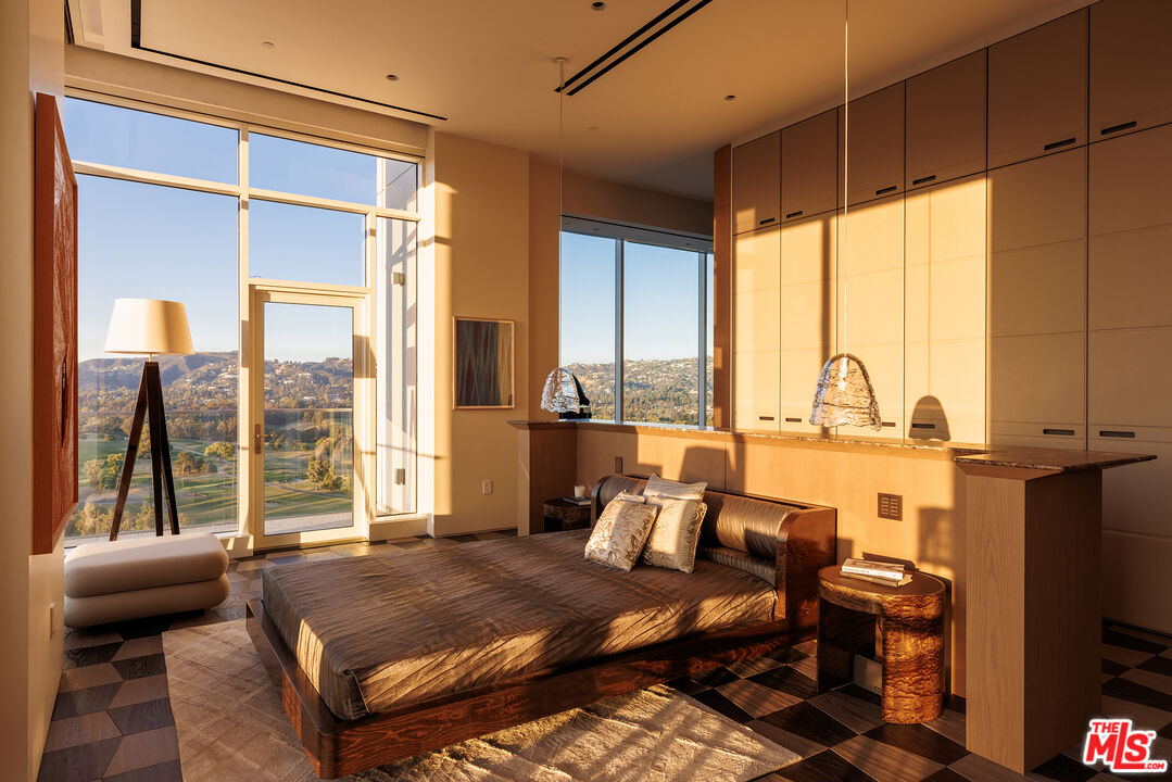 1200 Club View Dr Unit: 22