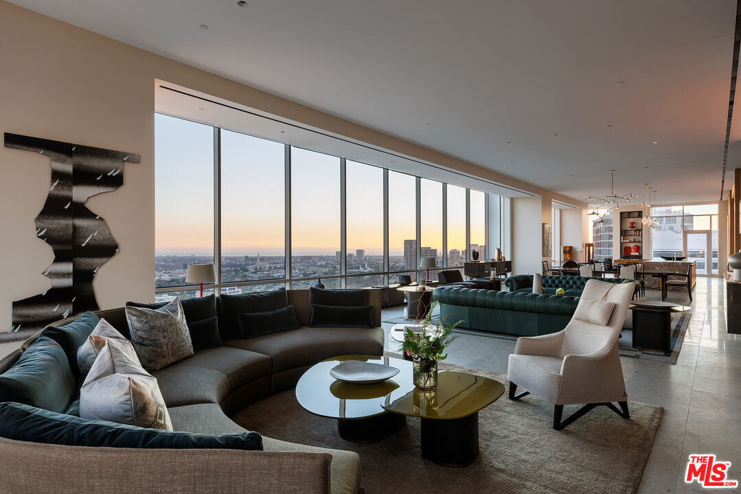 1200 Club View Dr Unit: 22