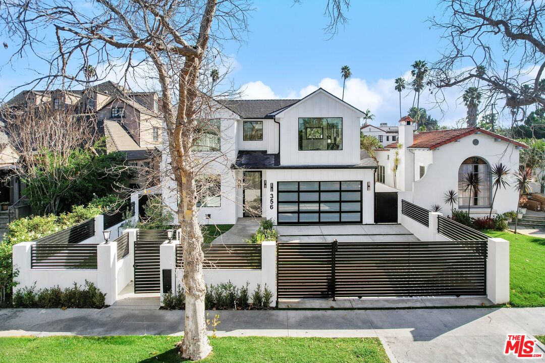 356 N Citrus Ave