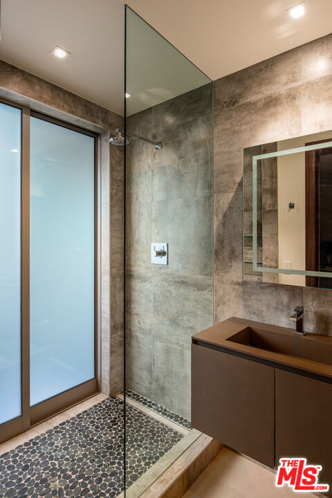 6436 Camino De La Costa