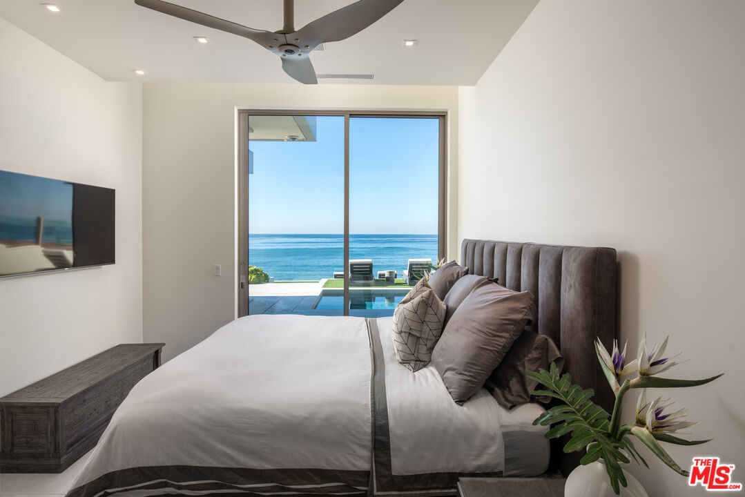 6436 Camino De La Costa