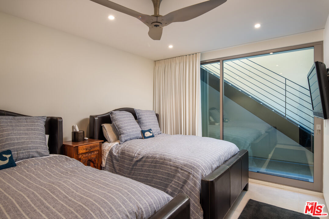 6436 Camino De La Costa