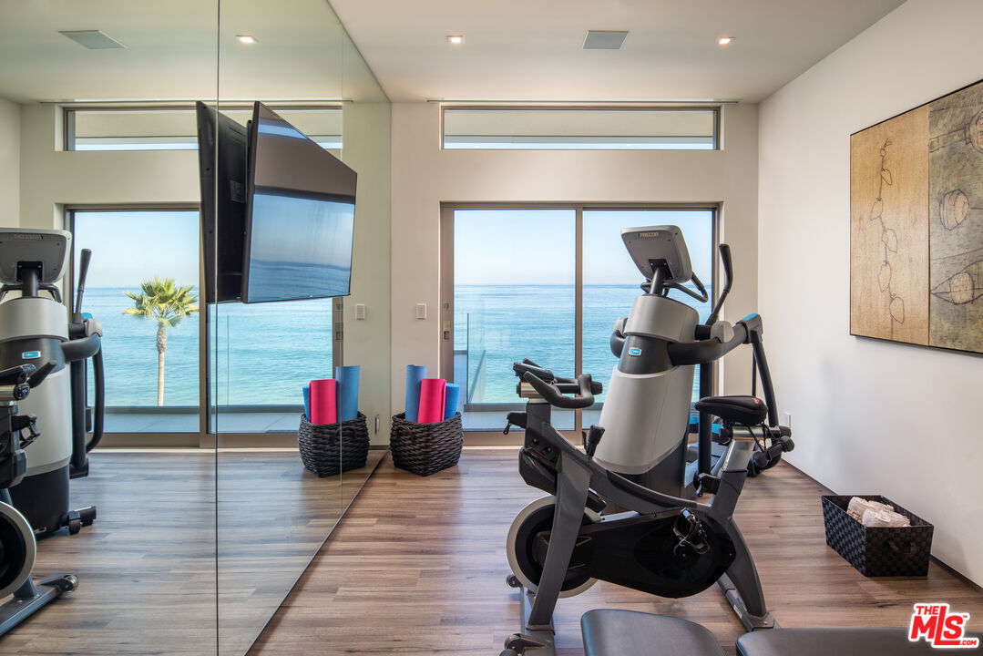 6436 Camino De La Costa