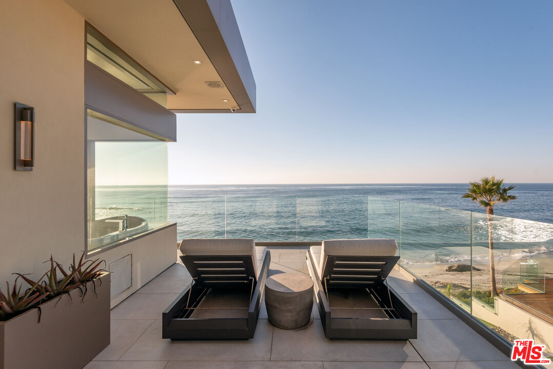 6436 Camino De La Costa