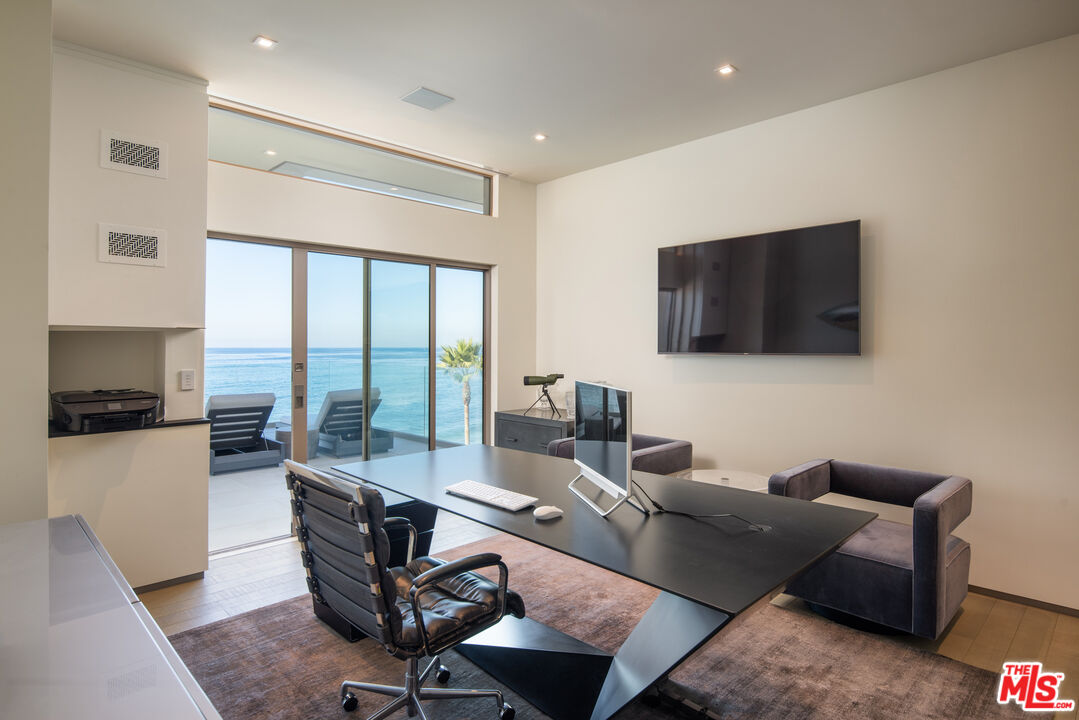 6436 Camino De La Costa