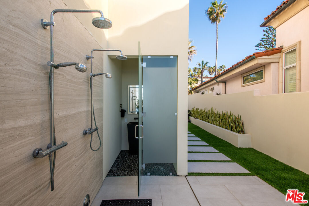 6436 Camino De La Costa