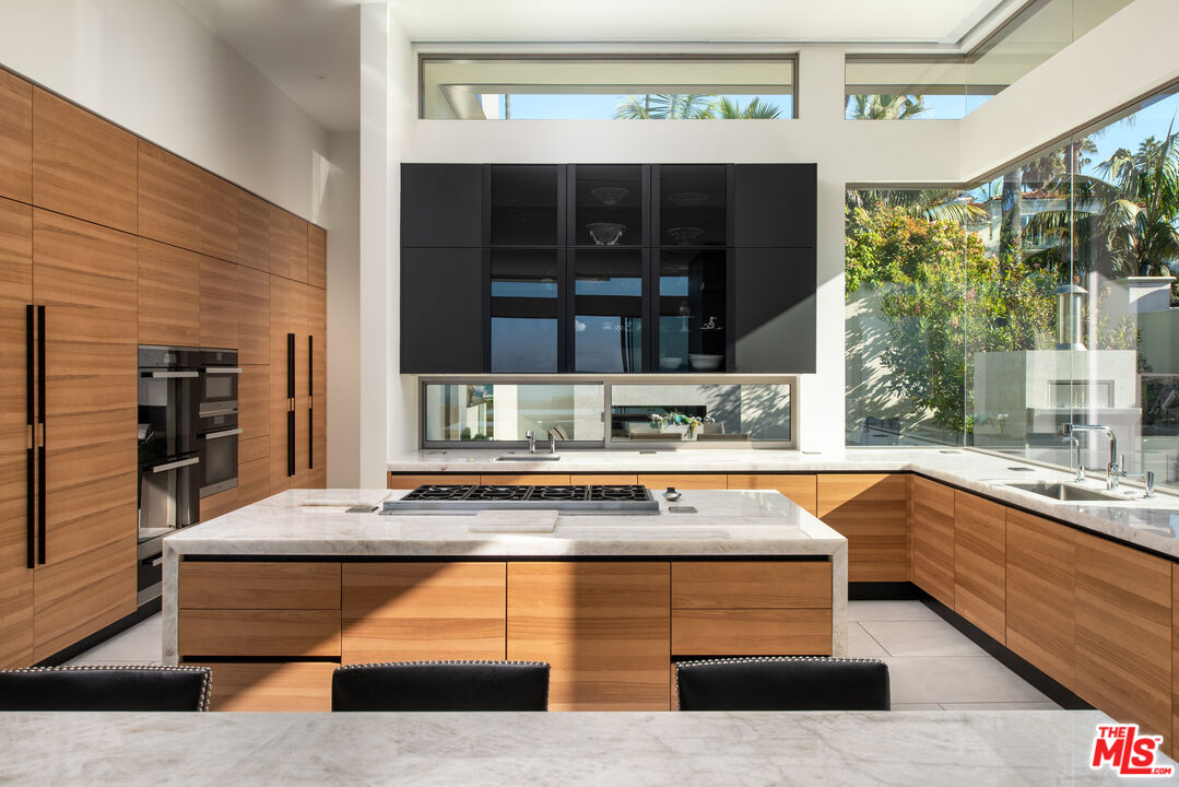 6436 Camino De La Costa