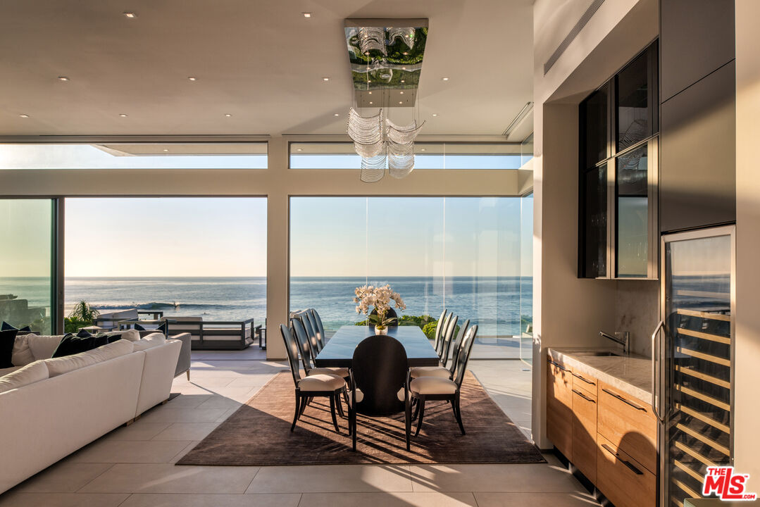 6436 Camino De La Costa