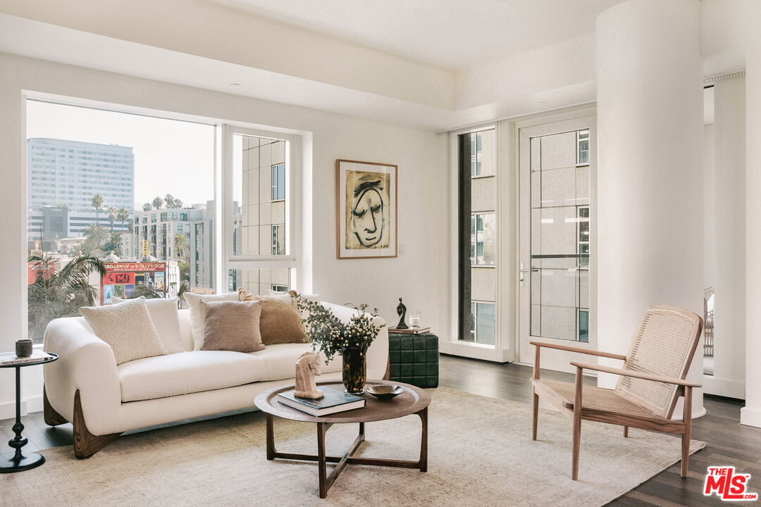 6250 Hollywood Blvd Unit: 5G