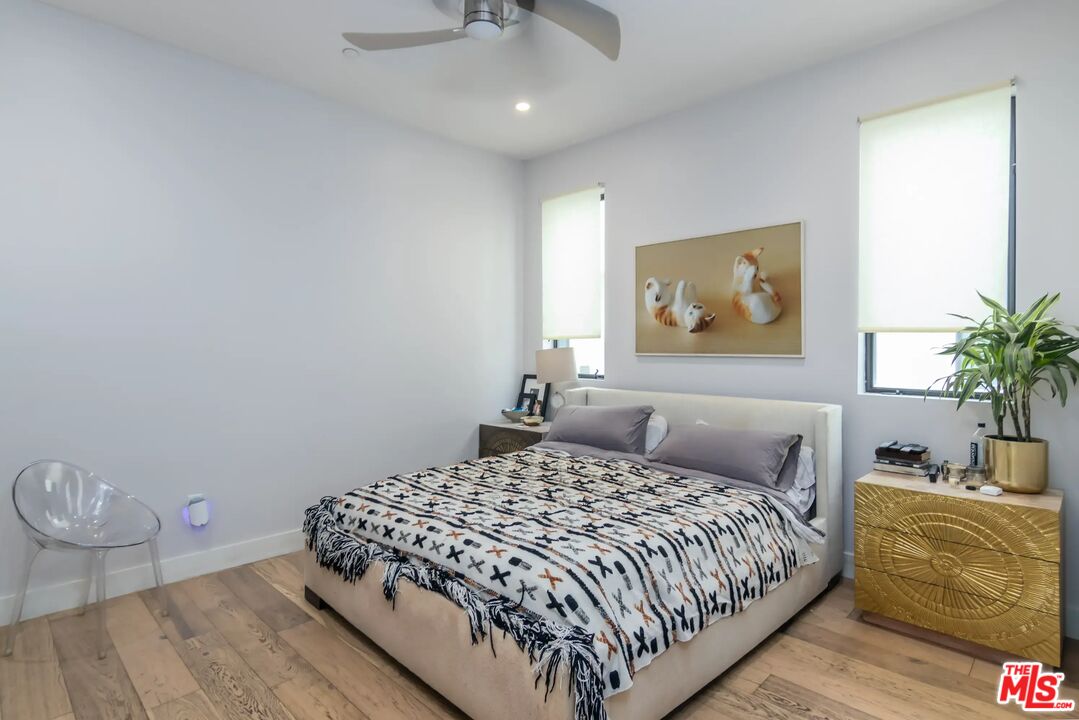 4322 Gentry Ave Unit: 103