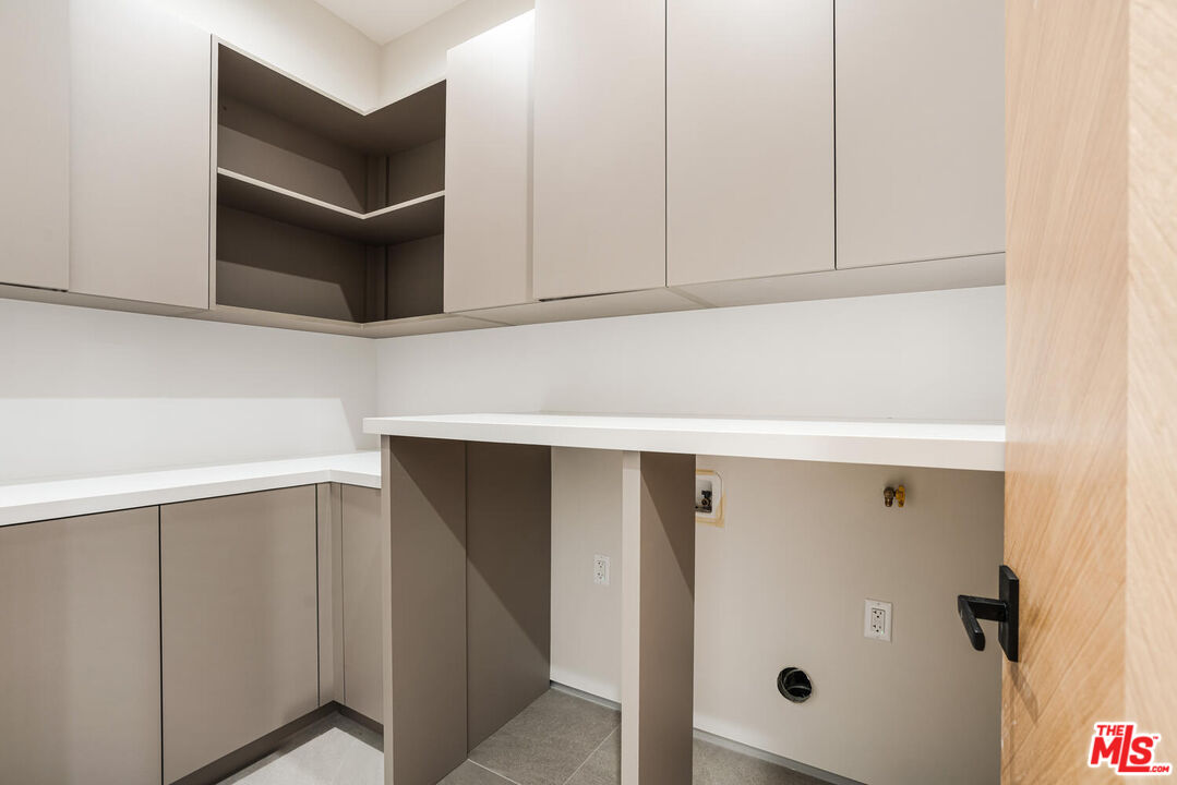 14753 W Round Valley