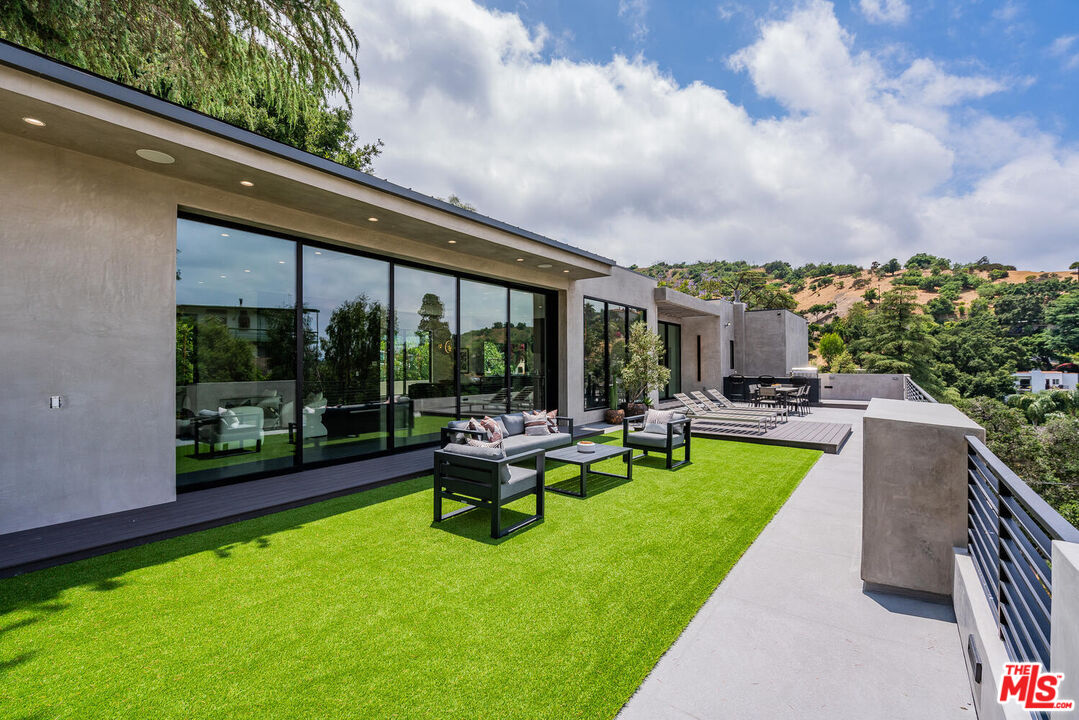 14753 W Round Valley