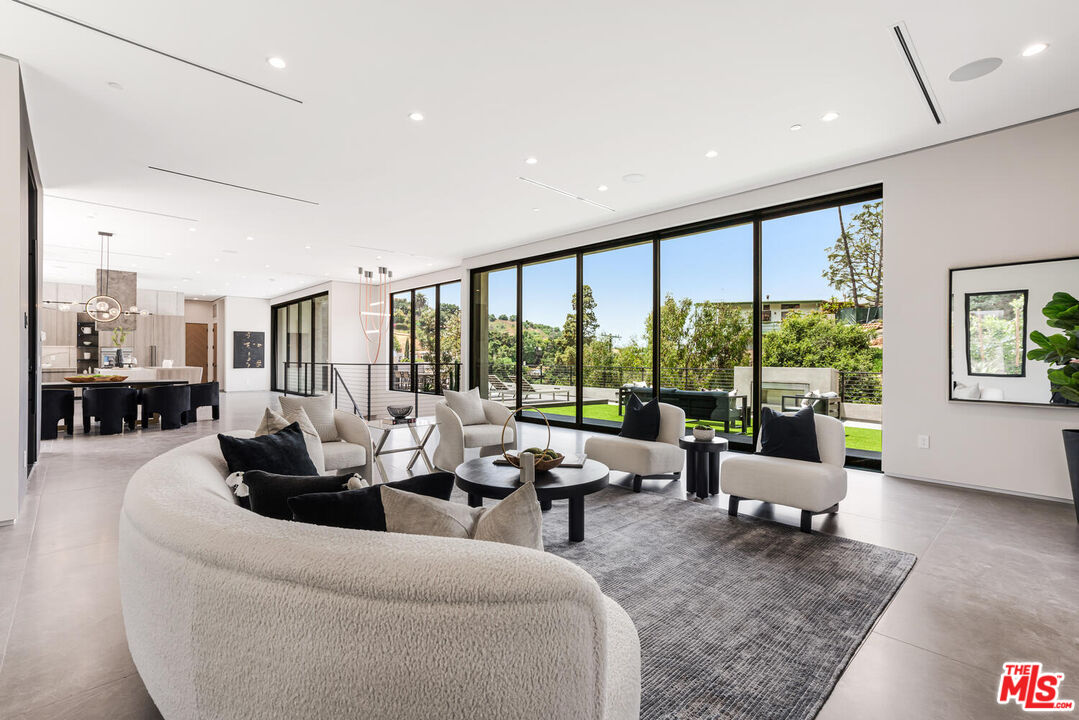 14753 W Round Valley