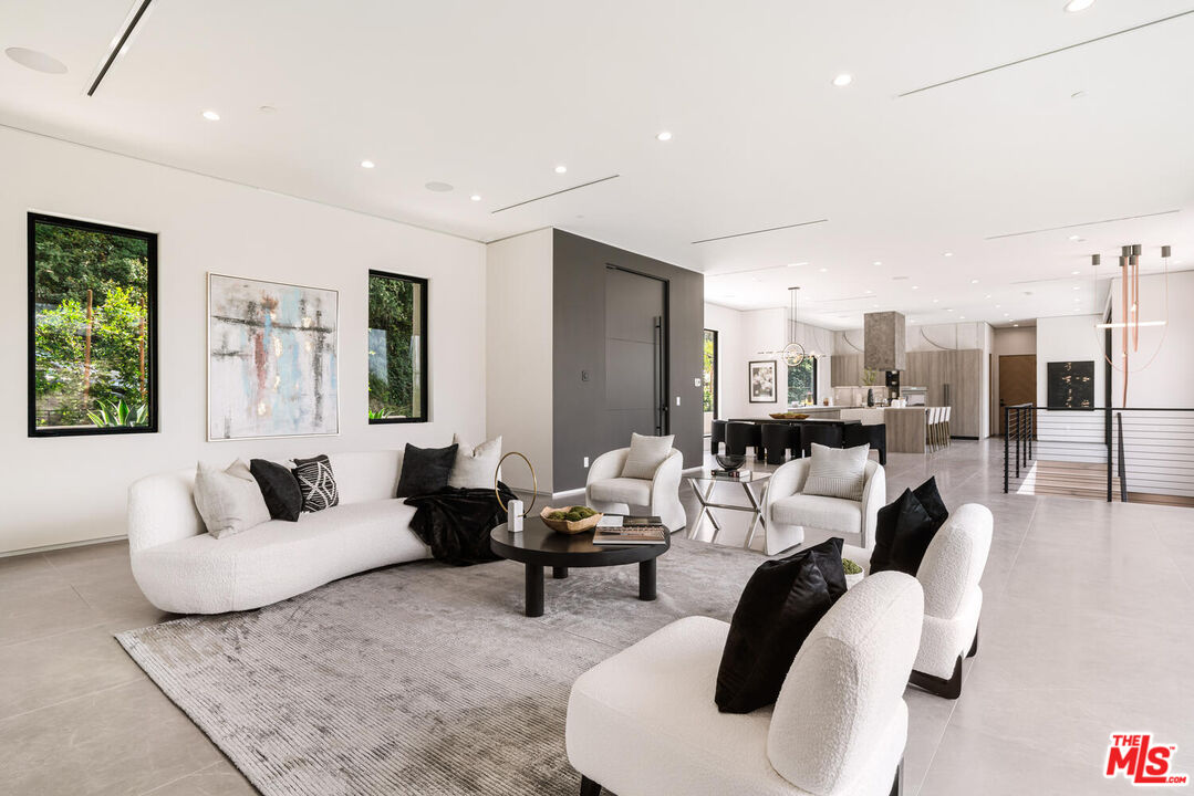 14753 W Round Valley