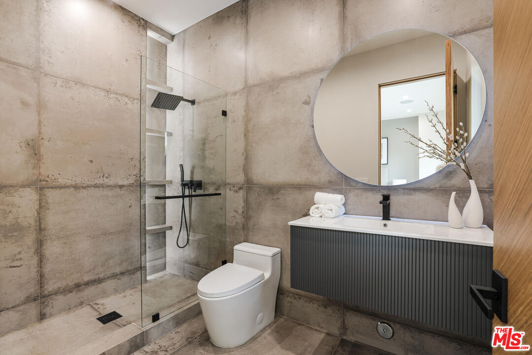 14753 W Round Valley