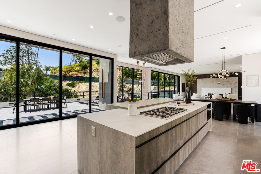 14753 W Round Valley