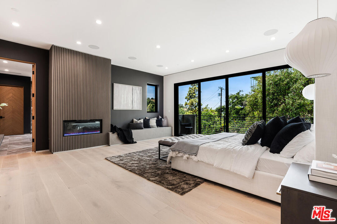 14753 W Round Valley