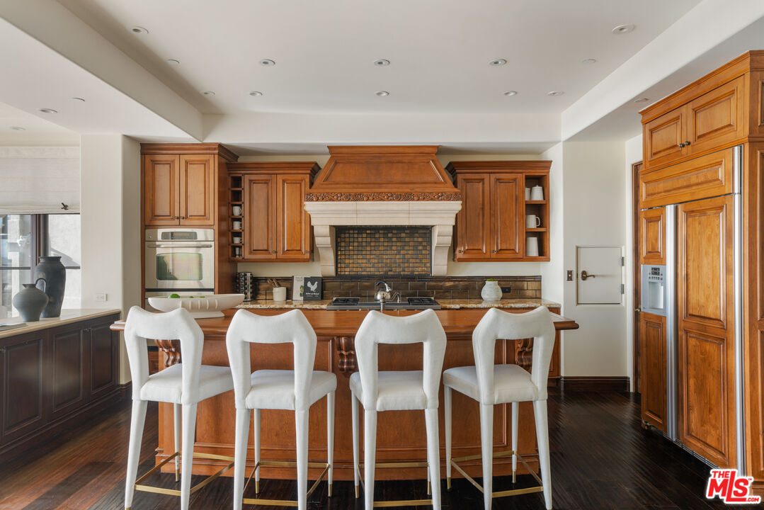 6209 Ocean Front Walk