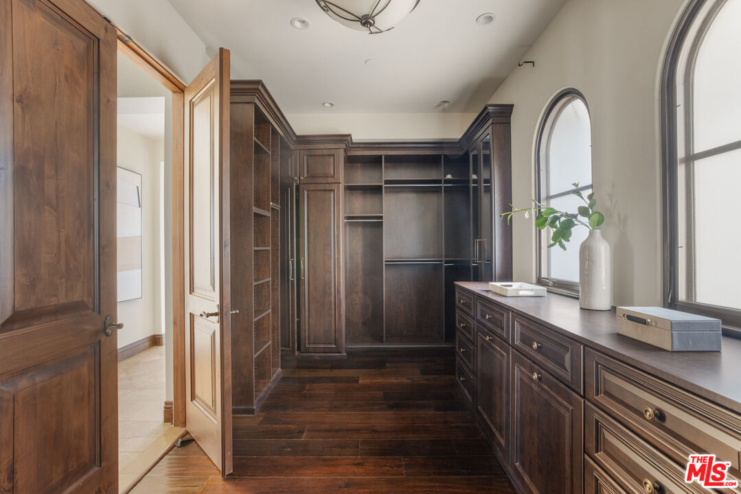 6209 Ocean Front Walk