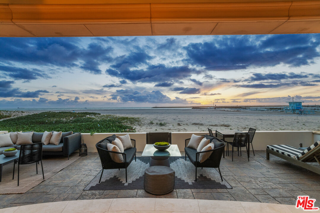 6209 Ocean Front Walk