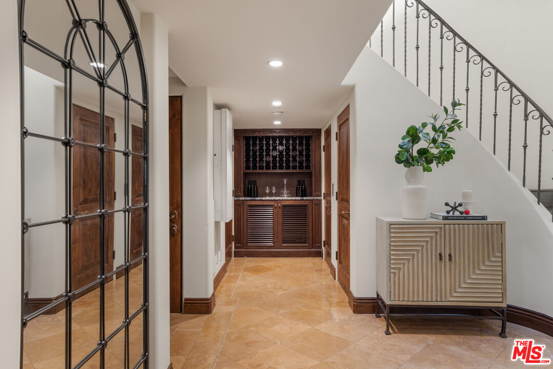 6209 Ocean Front Walk