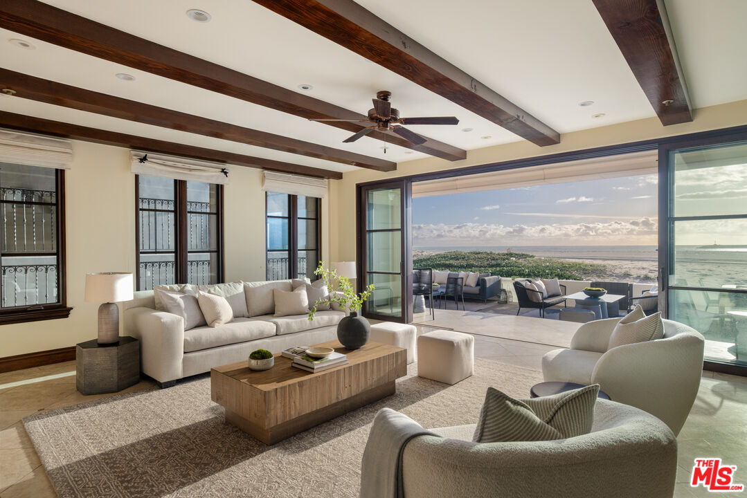 6209 Ocean Front Walk