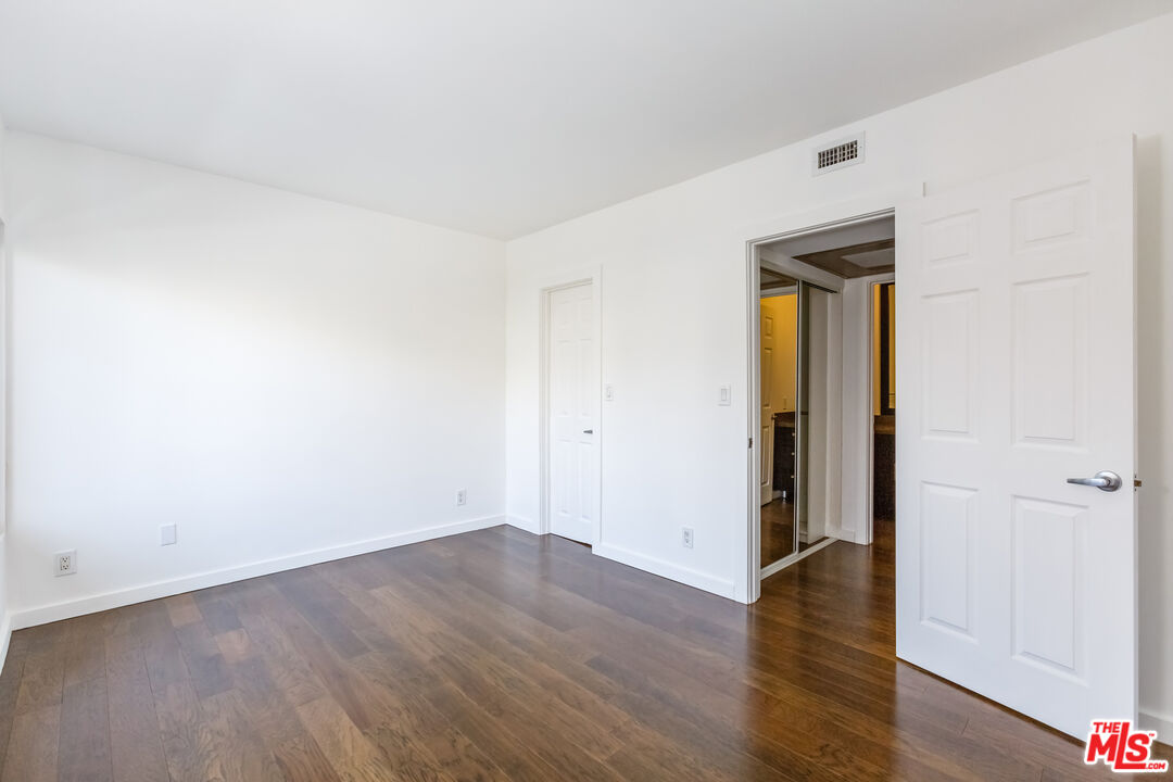141 S Clark Dr Unit: 310